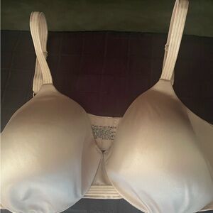 Bali Elegant Cream Bra